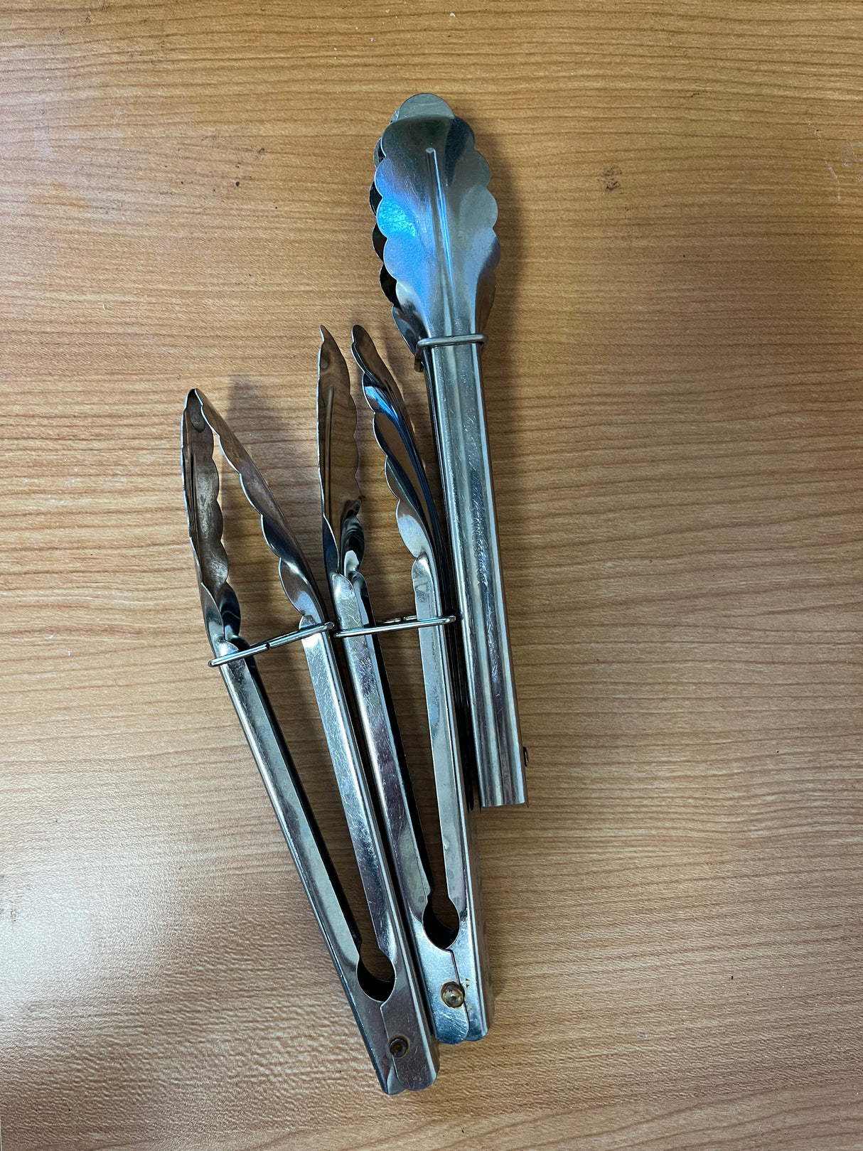 Tongs